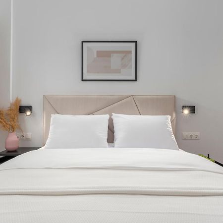 Ιωκα Suites / The Urbitality Project Thessaloníki Ngoại thất bức ảnh