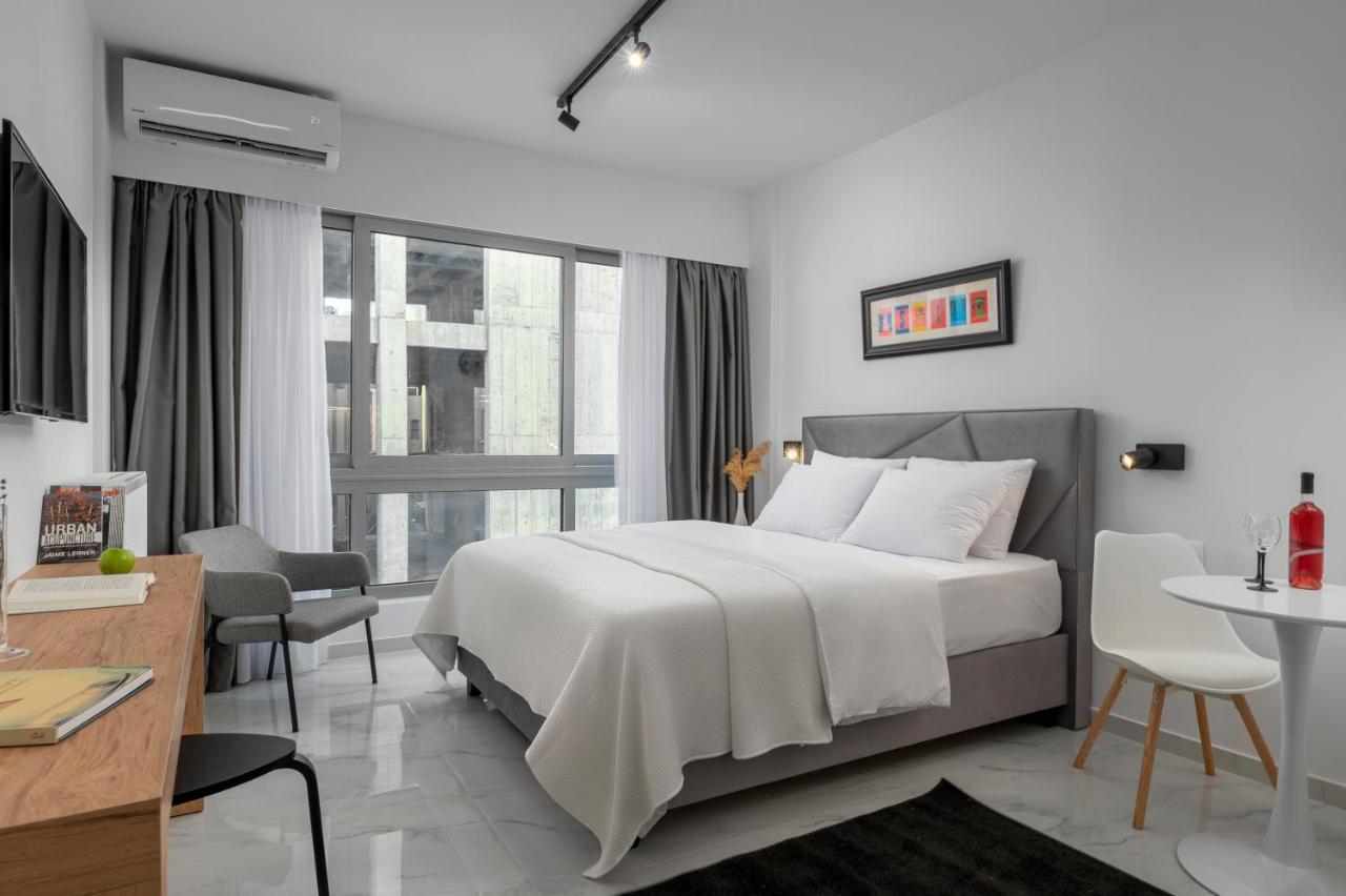 Ιωκα Suites / The Urbitality Project Thessaloníki Ngoại thất bức ảnh